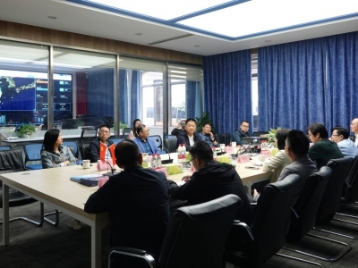 四川省彭州市政协副主席陈伦平一行莅临888电子科技考察调研